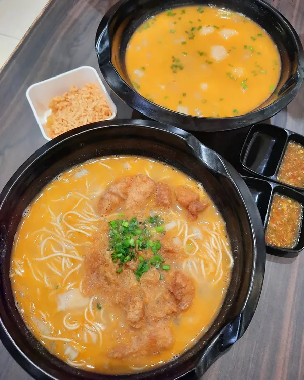 Fried fish noodles + prawn balls pao fan ($18.80)!