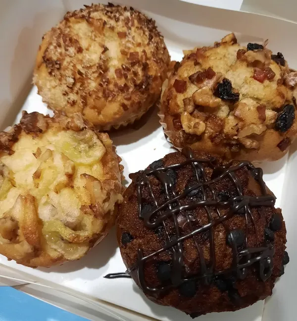 Muffin box — gula melaka + banana walnut + coffee mixed fruits + triple chocolate (4 for $10)!