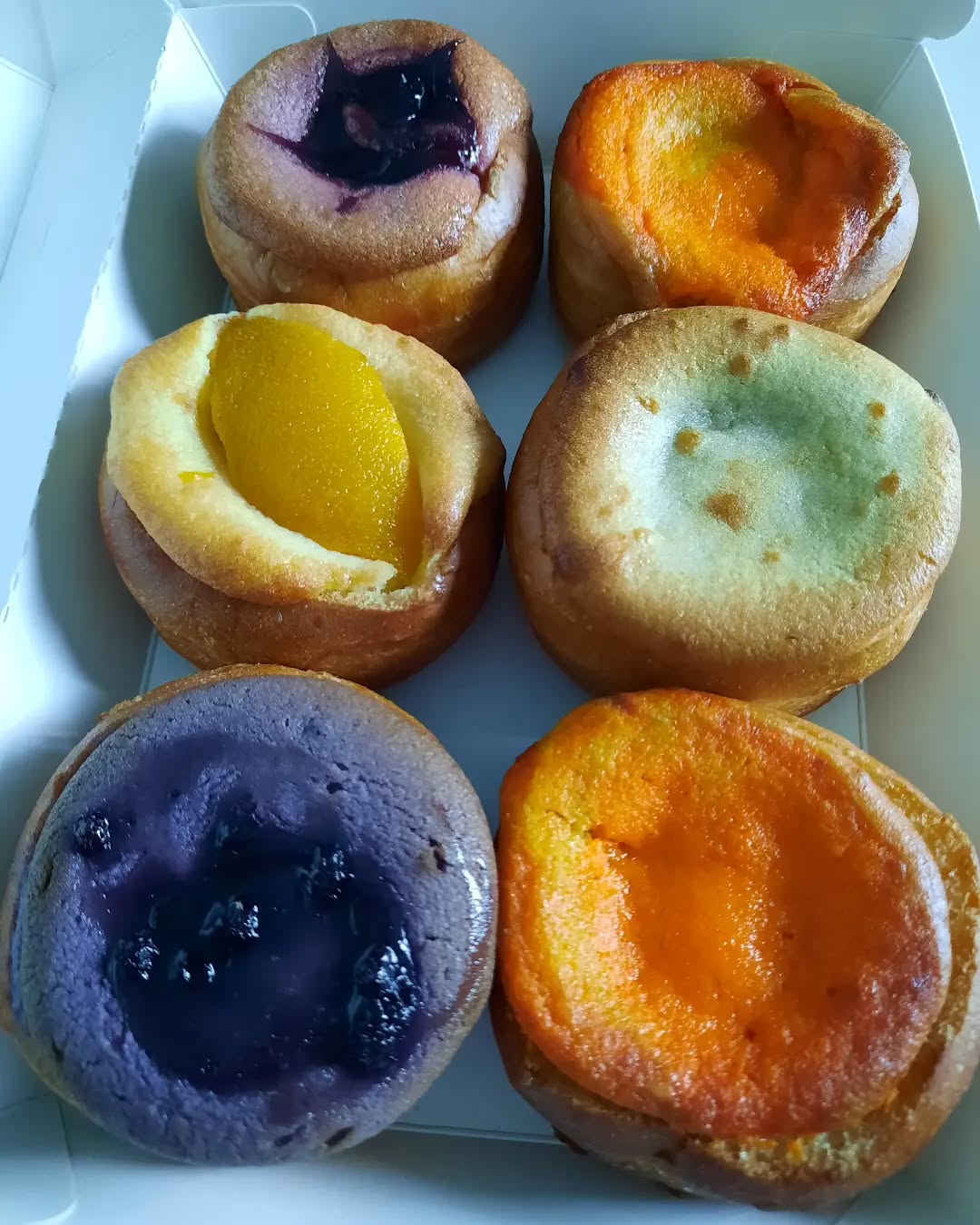 Lava cake box of 6 ($12.50)!