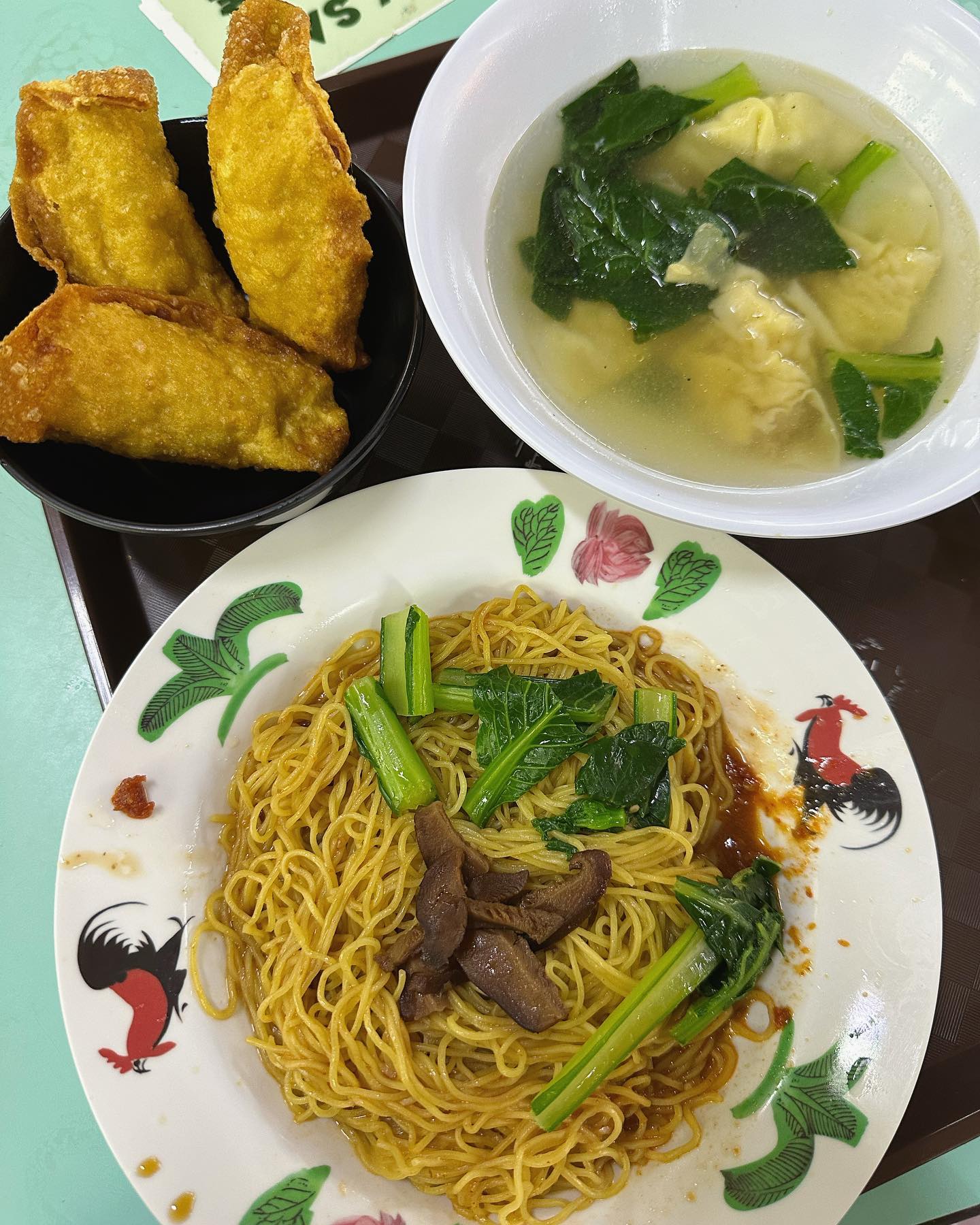 Noodle King — fried fish dumpling noodle + wanton soup ($4.50 + $1.50)!