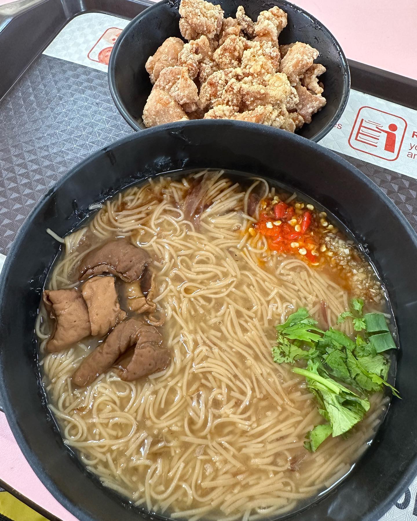Set B — pig intestine mee sua set ($6.80)!