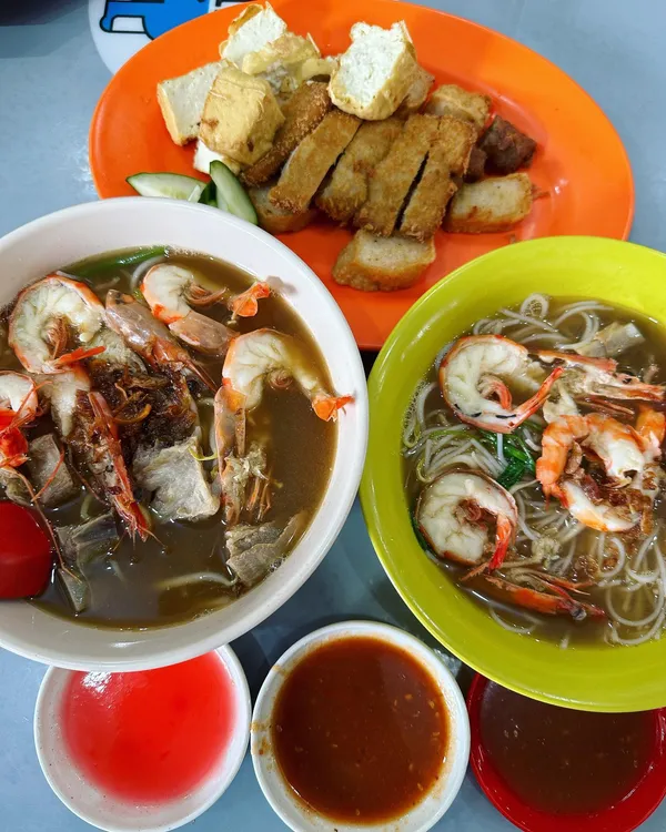 Pork ribs prawn noodles (S + M) + ngoh hiang ($20.50)!