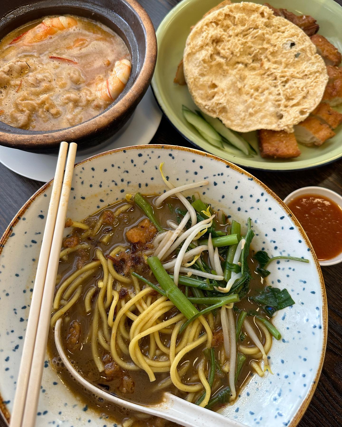 Shabu sliced pork + prawns + ngoh hiang tasting ($22.50++)!