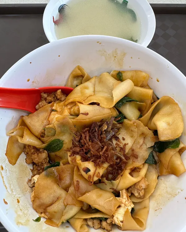 Dry mee hoon kuey ($4.50)!
