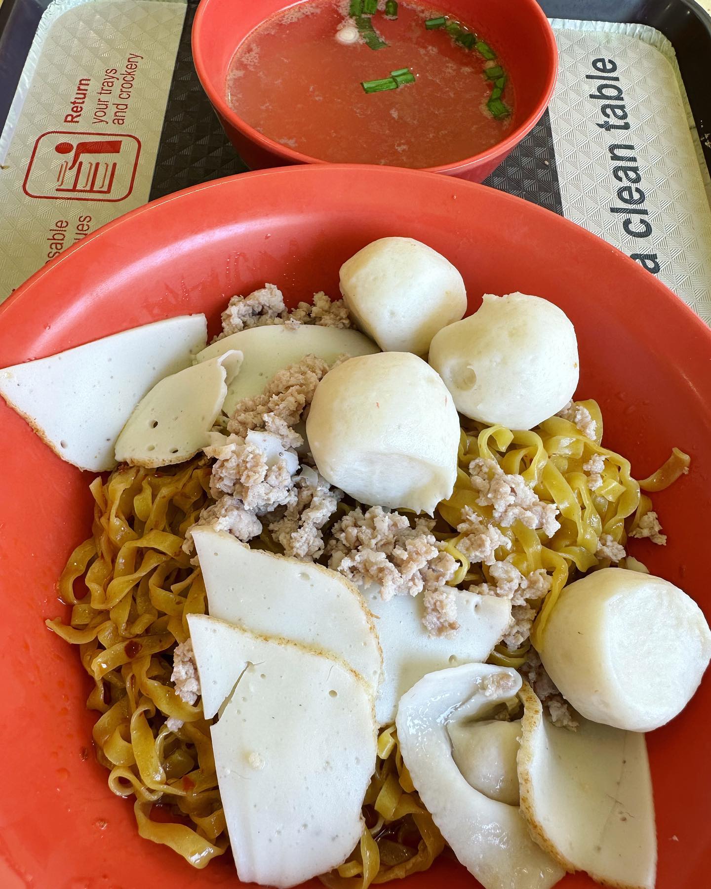 Fishball noodles ($5)!