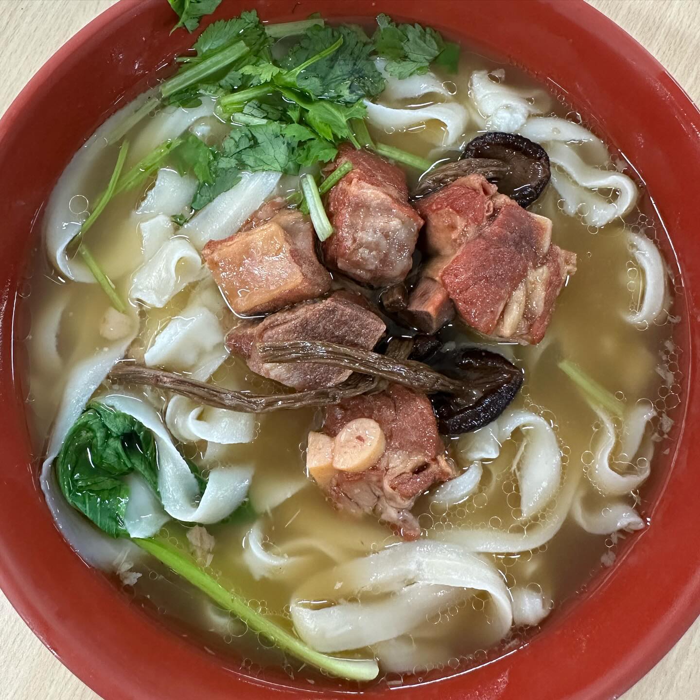 Pork rib knife-cut noodles (排骨刀削面) ($5.50)!