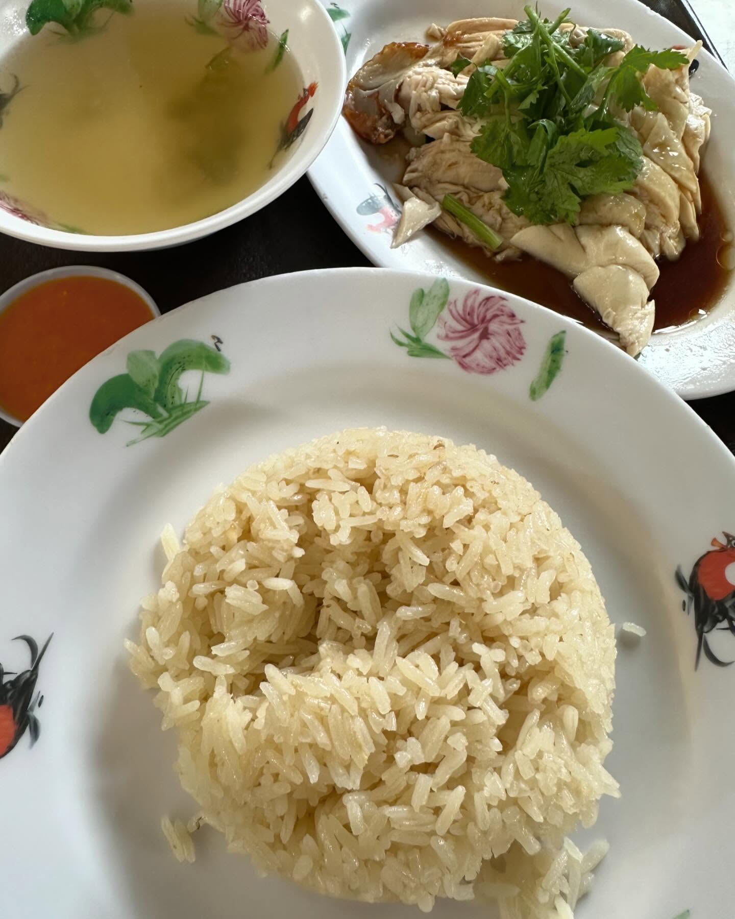 Black white chicken rice (黑白鸡饭) ($5)!