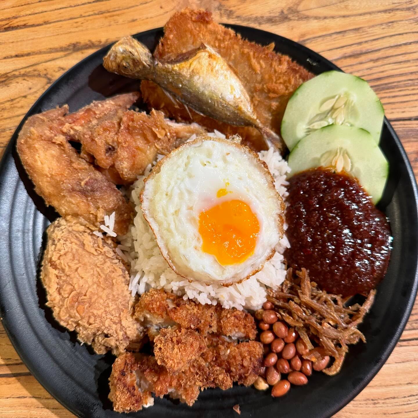 Heng Ong Huat nasi lemak set ($9.80)!