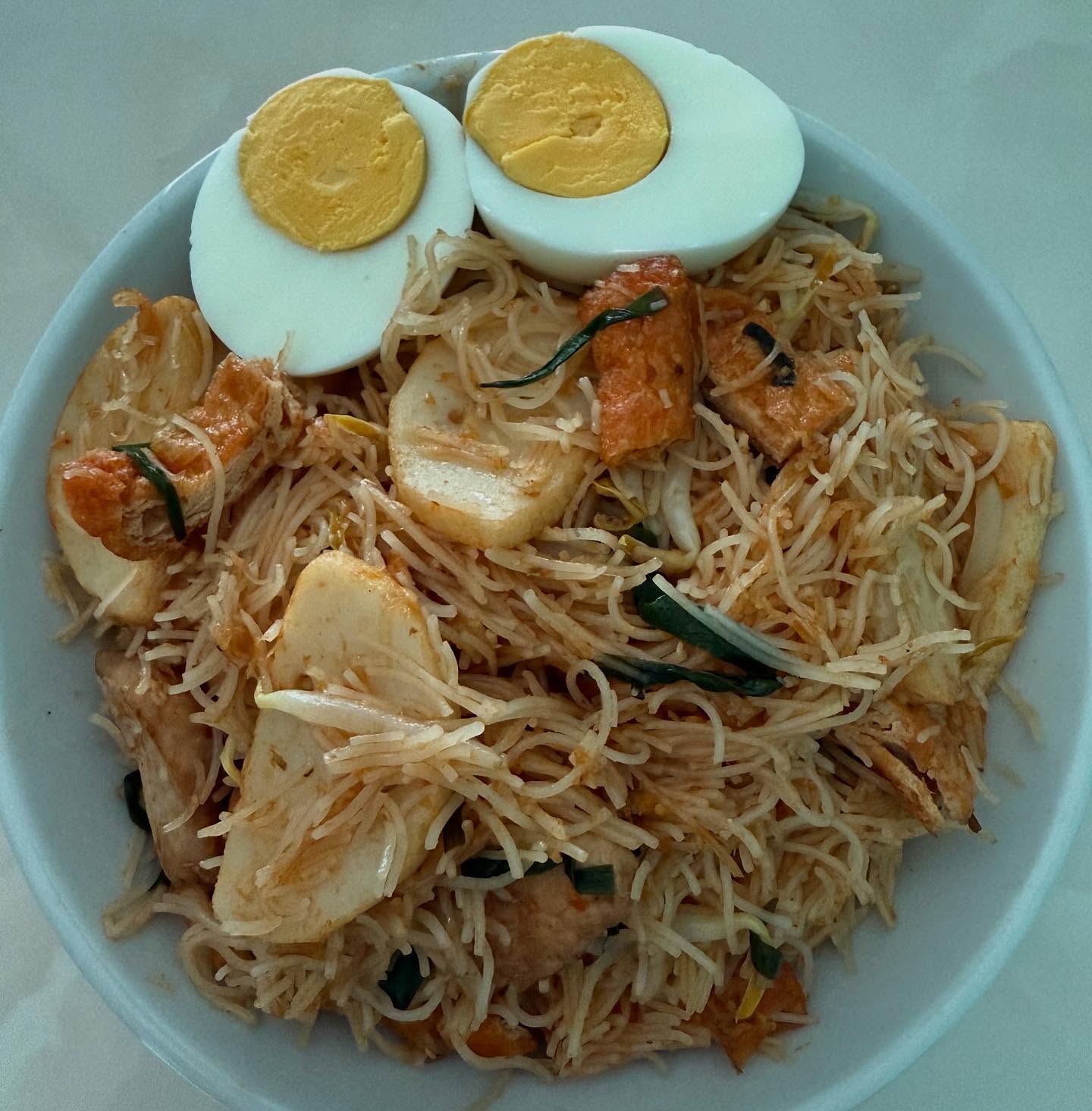 Home-cooked dry mee siam!