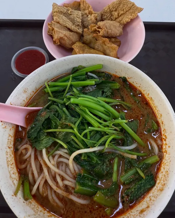 Fei Ma Hakka YTF + laksa upgrade ($0.80/pc + $1)!