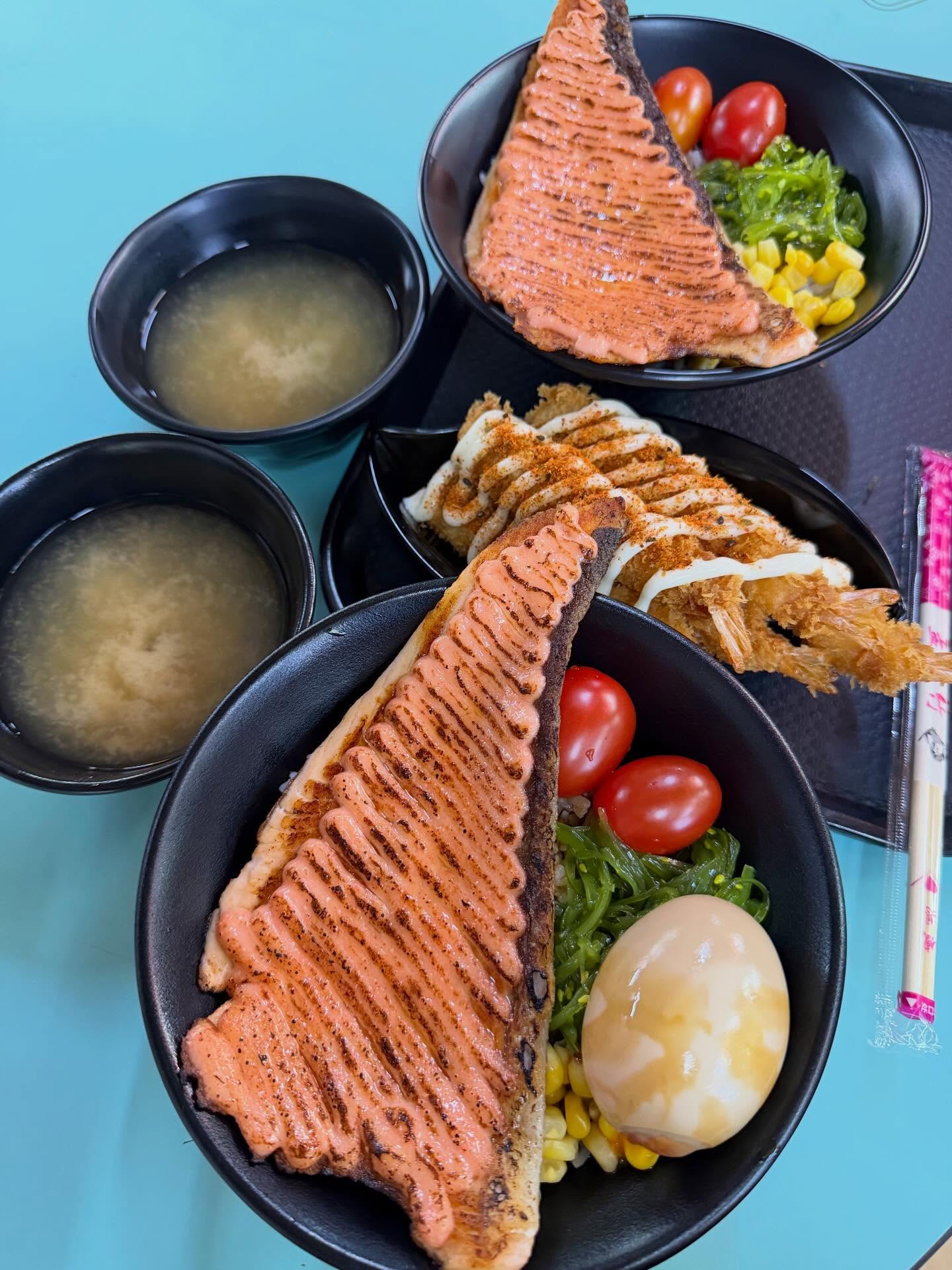 Salmon mentaiko + fried ebiko don ($8.90 + $5.80)!