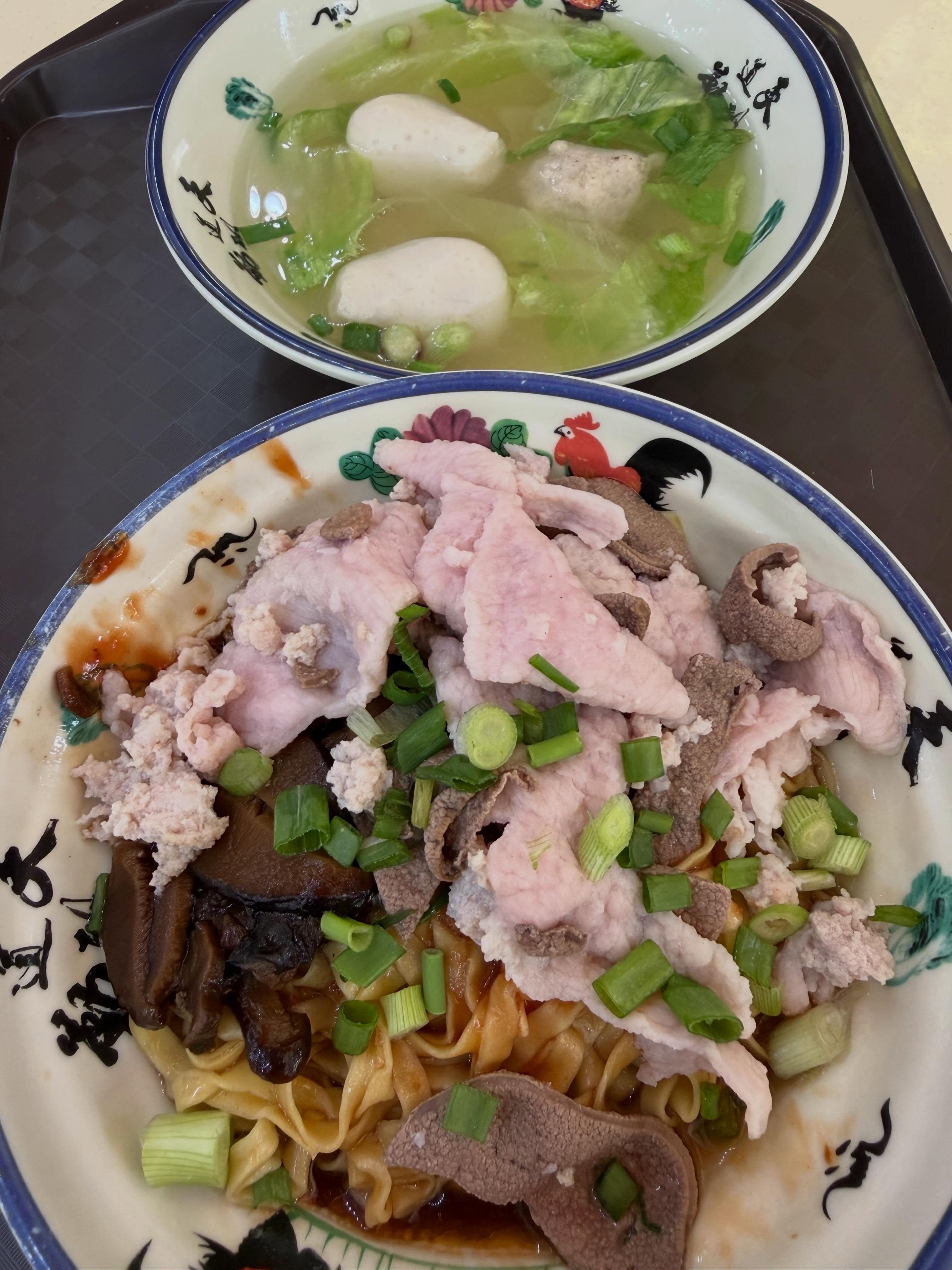 Signature bak chor mee ($6) @ Blk 631 Bedok Reservoir Road!