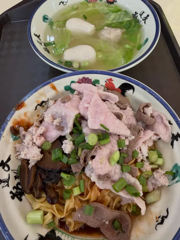 Signature bak chor mee ($6) @ Blk 631 Bedok Reservoir Road!